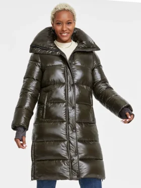 Womens Hooded Puffer Coat with Collared Design